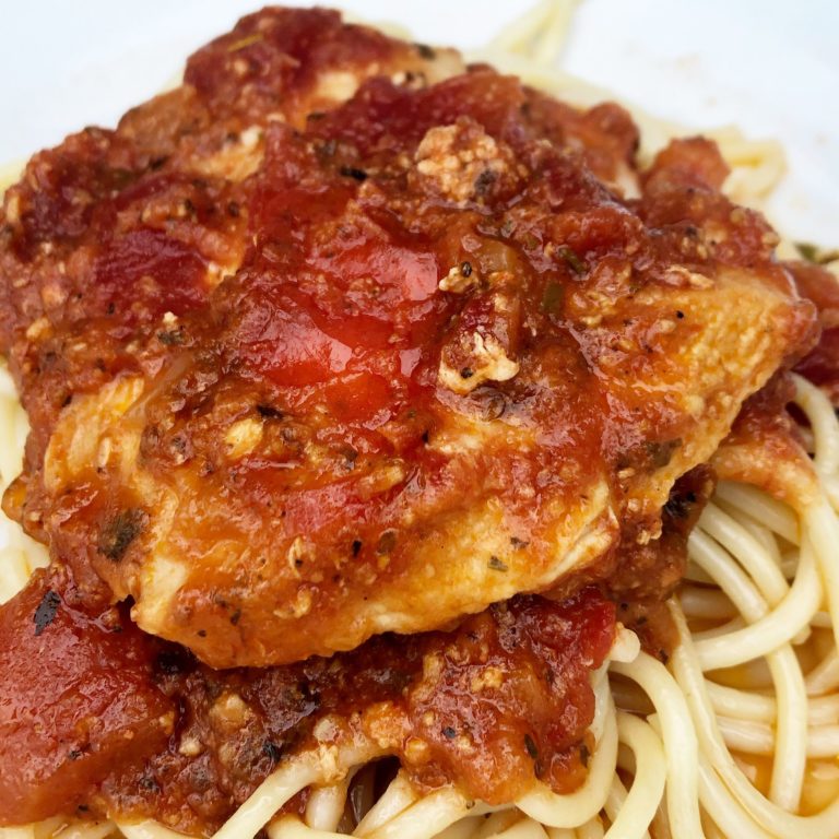 Crock Pot Chicken Spaghetti in Tomato Sauce Katie Drane Blog